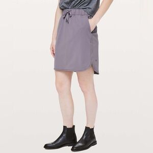 Lululemon On The  Fly Skirt in Magnum - size 2